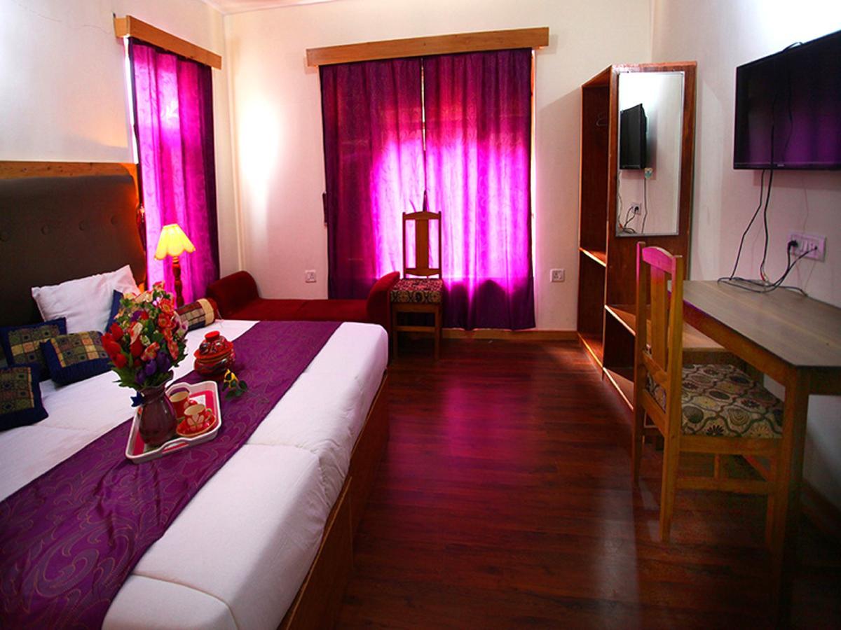 The Hotel Himalaya, Leh Exterior photo